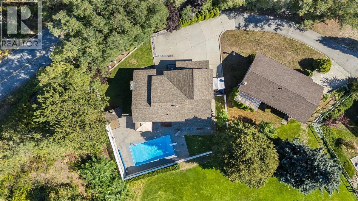 3961 Carnation Drive, Trail, British Columbia  V1R 2X1 - Photo 76 - 10400793
