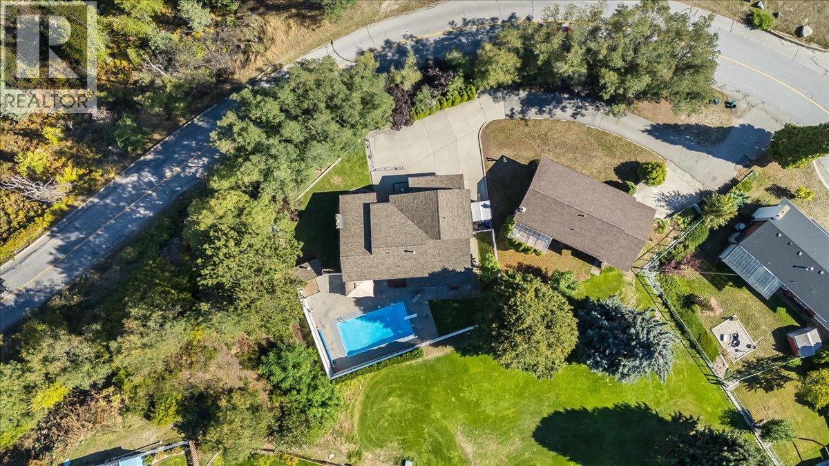 3961 Carnation Drive, Trail, British Columbia  V1R 2X1 - Photo 77 - 10400793