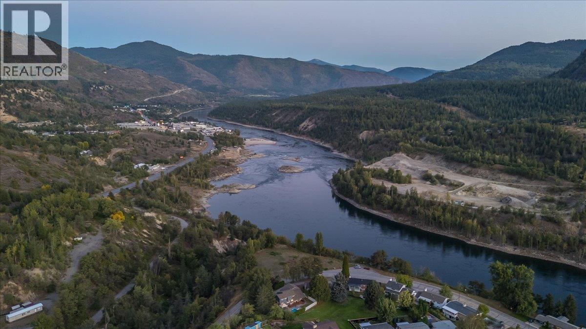 3961 Carnation Drive, Trail, British Columbia  V1R 2X1 - Photo 80 - 10400793