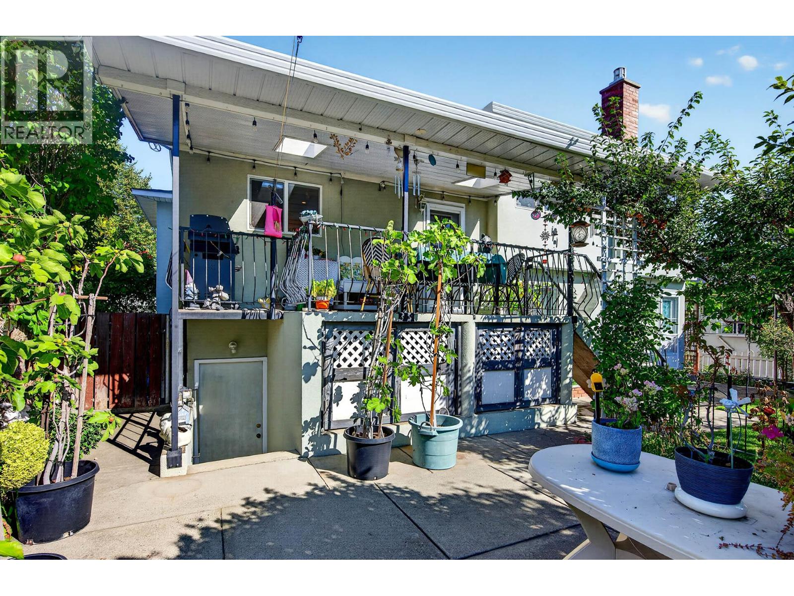 615 Dominion Street, Kamloops, British Columbia  V2C 2X6 - Photo 43 - 10401356