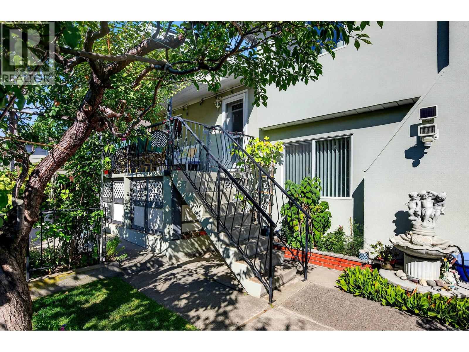 615 Dominion Street, Kamloops, British Columbia  V2C 2X6 - Photo 44 - 10401356