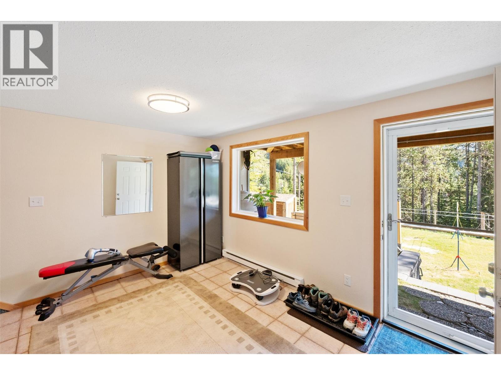160 Cougar Road, Oliver, British Columbia  V0H 1T8 - Photo 32 - 10401077