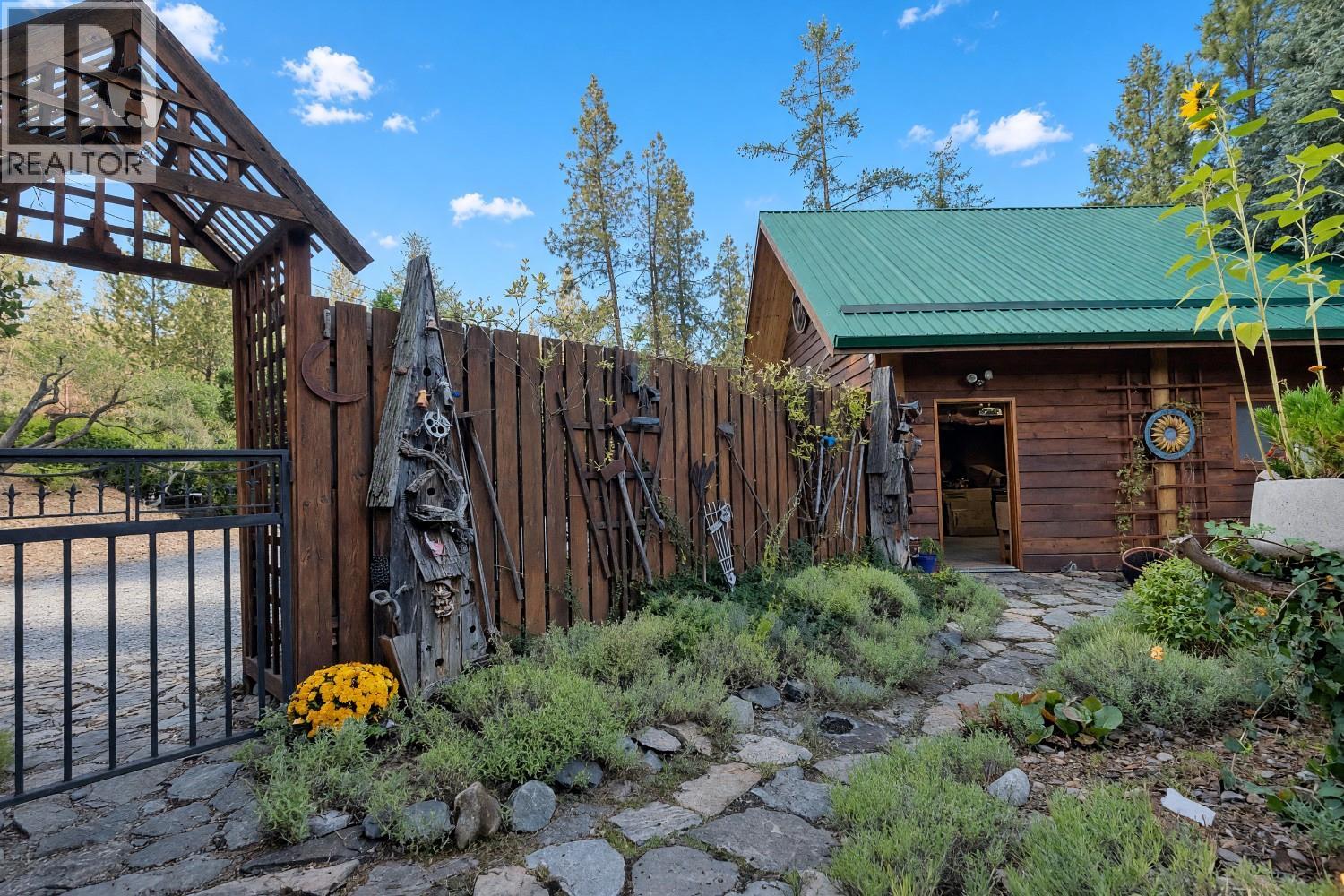 2128 Ryan Road, Penticton, British Columbia  V2A 8Z1 - Photo 43 - 10401437