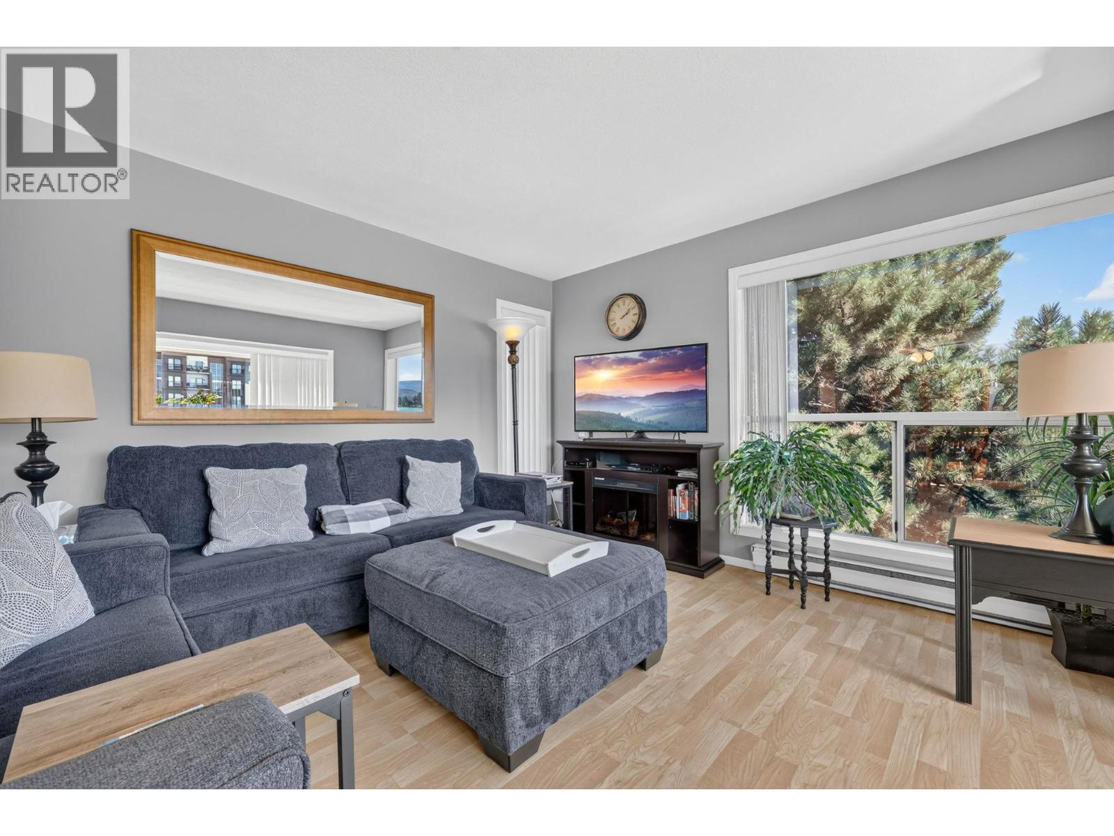 240 Hollywood Road Unit# 410, Kelowna, British Columbia  V1X 6Y9 - Photo 1 - 10400977