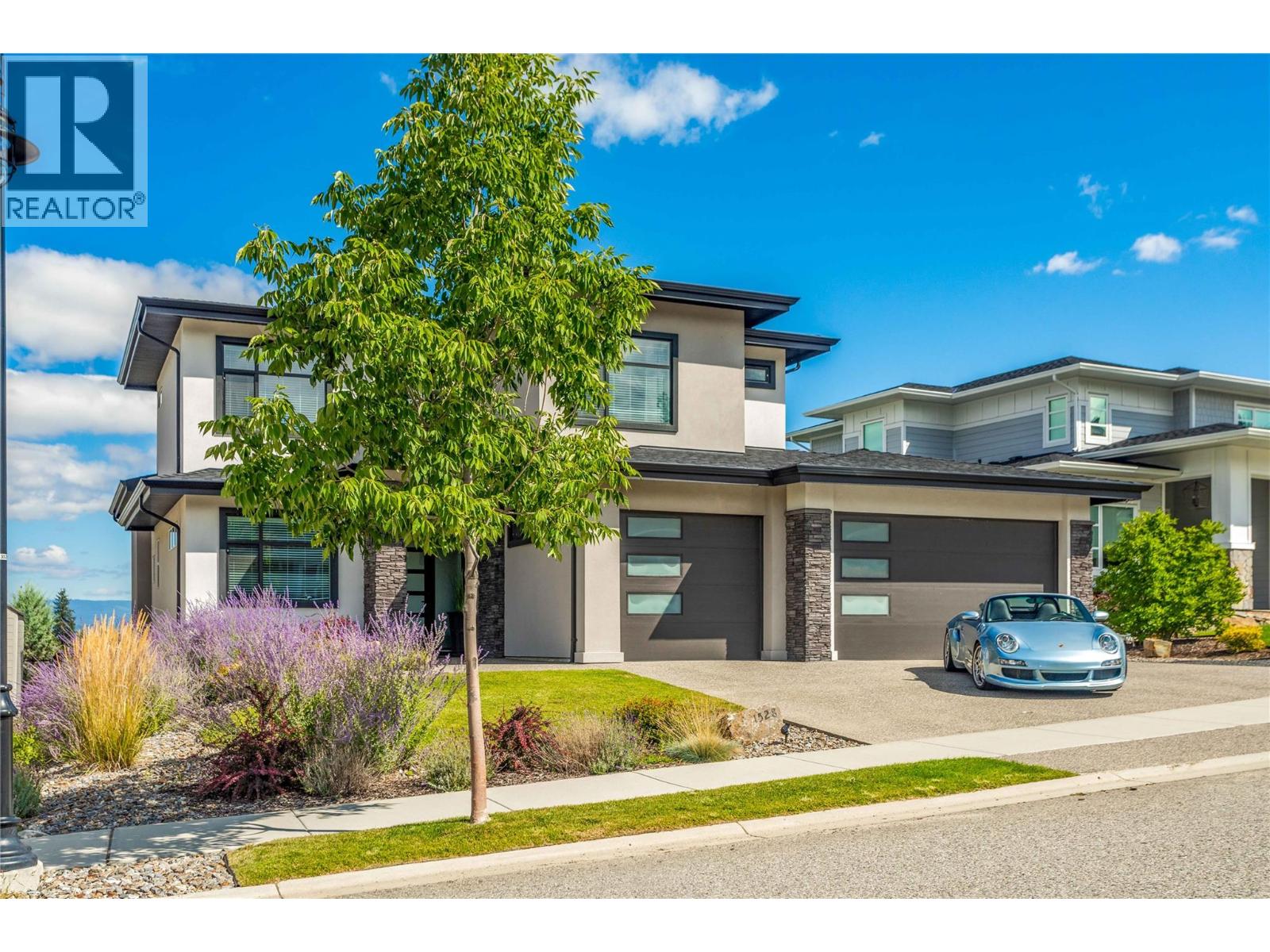 1528 Fawn Run Drive, Kelowna, British Columbia  V1W 5L3 - Photo 2 - 10400944