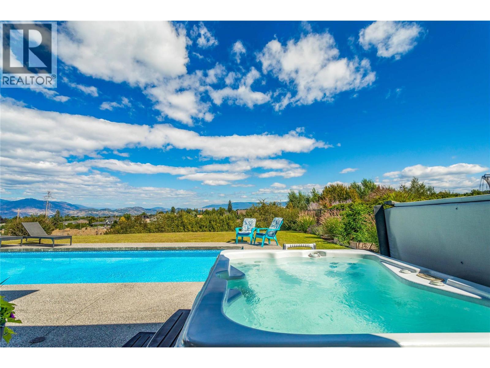 1528 Fawn Run Drive, Kelowna, British Columbia  V1W 5L3 - Photo 38 - 10400944