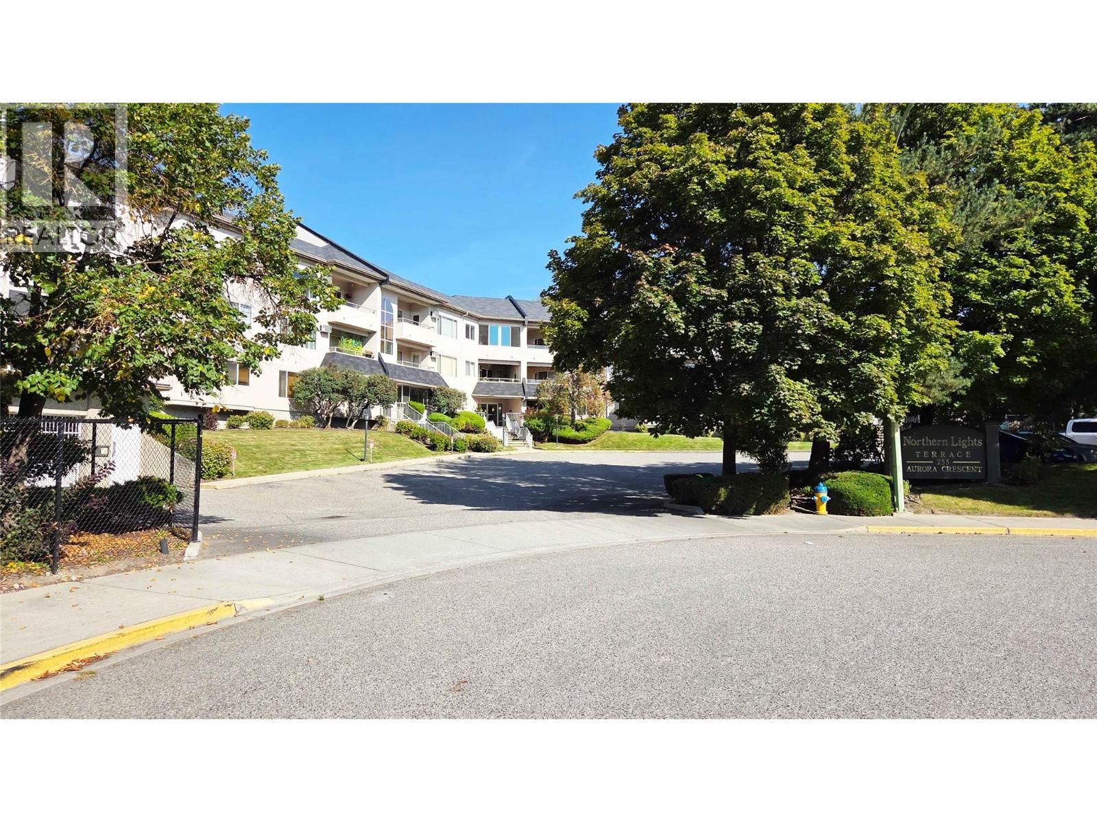 255 Aurora Crescent Unit# 204, Kelowna, British Columbia  V1X 7L8 - Photo 2 - 10401145