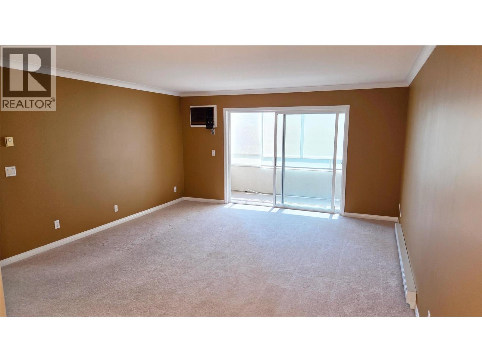255 Aurora Crescent Unit# 204, Kelowna, British Columbia  V1X 7L8 - Photo 3 - 10401145