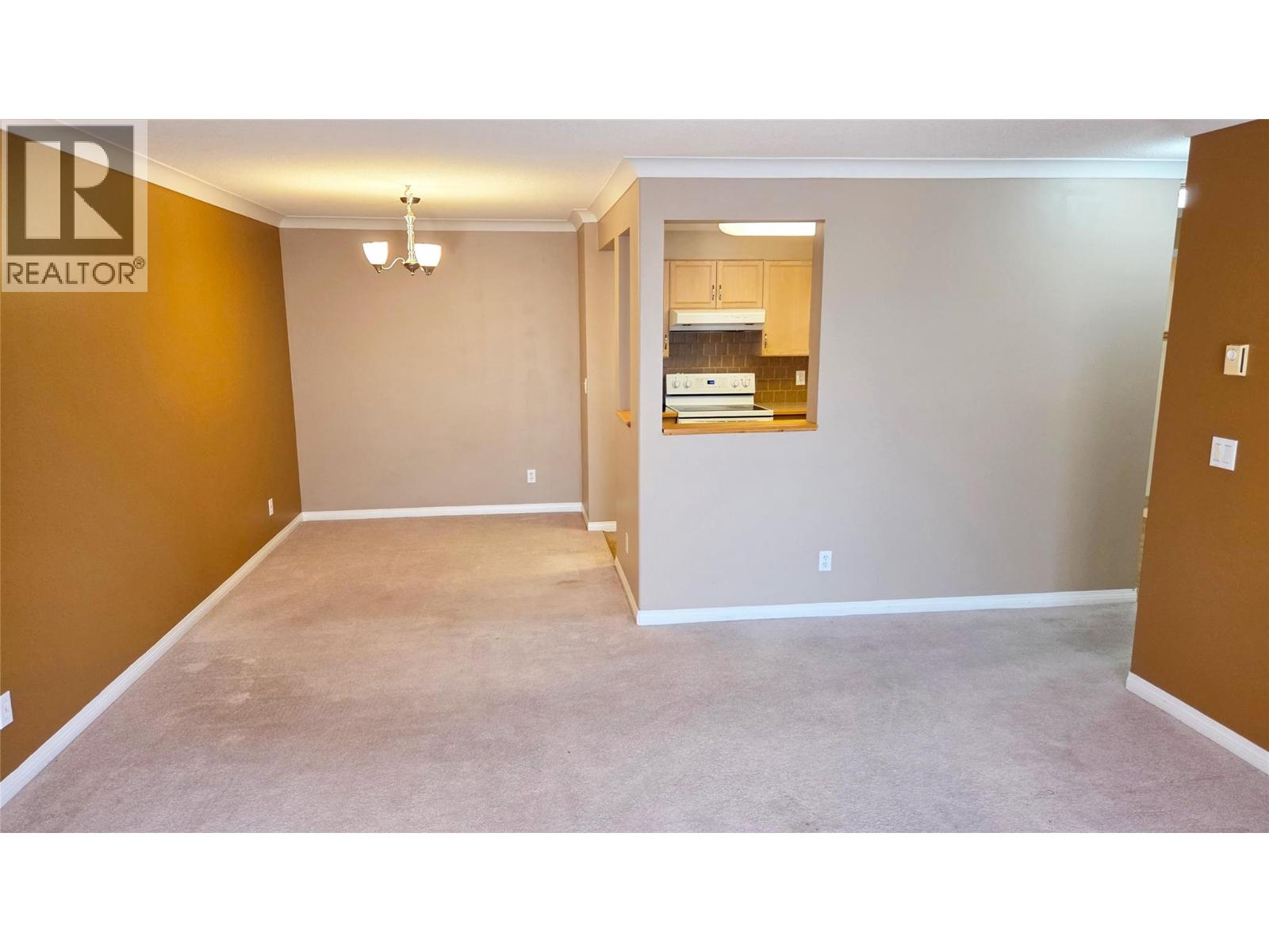 255 Aurora Crescent Unit# 204, Kelowna, British Columbia  V1X 7L8 - Photo 4 - 10401145