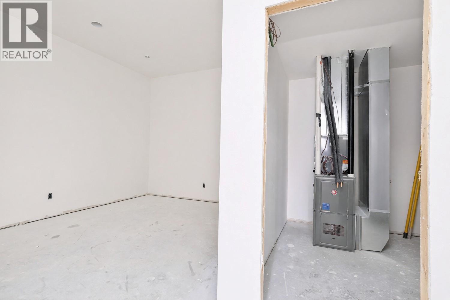 2830 Evergreen Drive Unit# 101, Penticton, British Columbia  V2A 0C2 - Photo 6 - 10401448