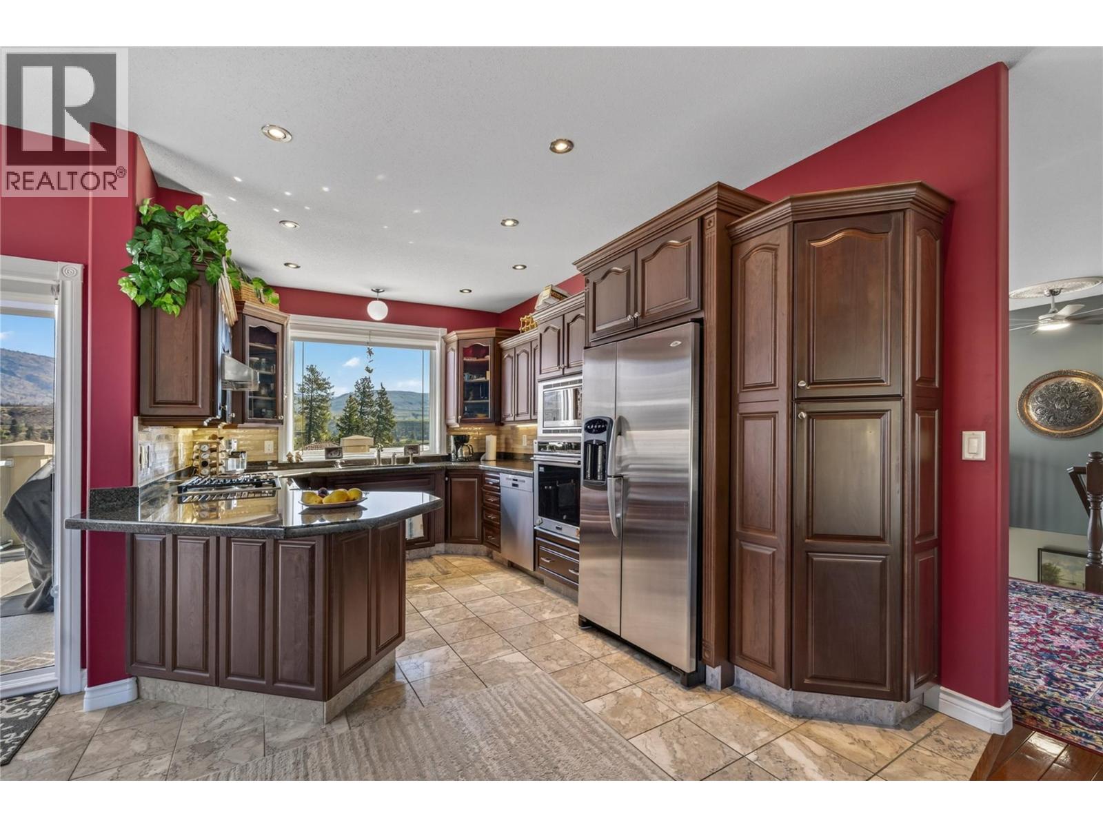 6812 Cabernet Place, Oliver, British Columbia  V0H 1T4 - Photo 12 - 10401162