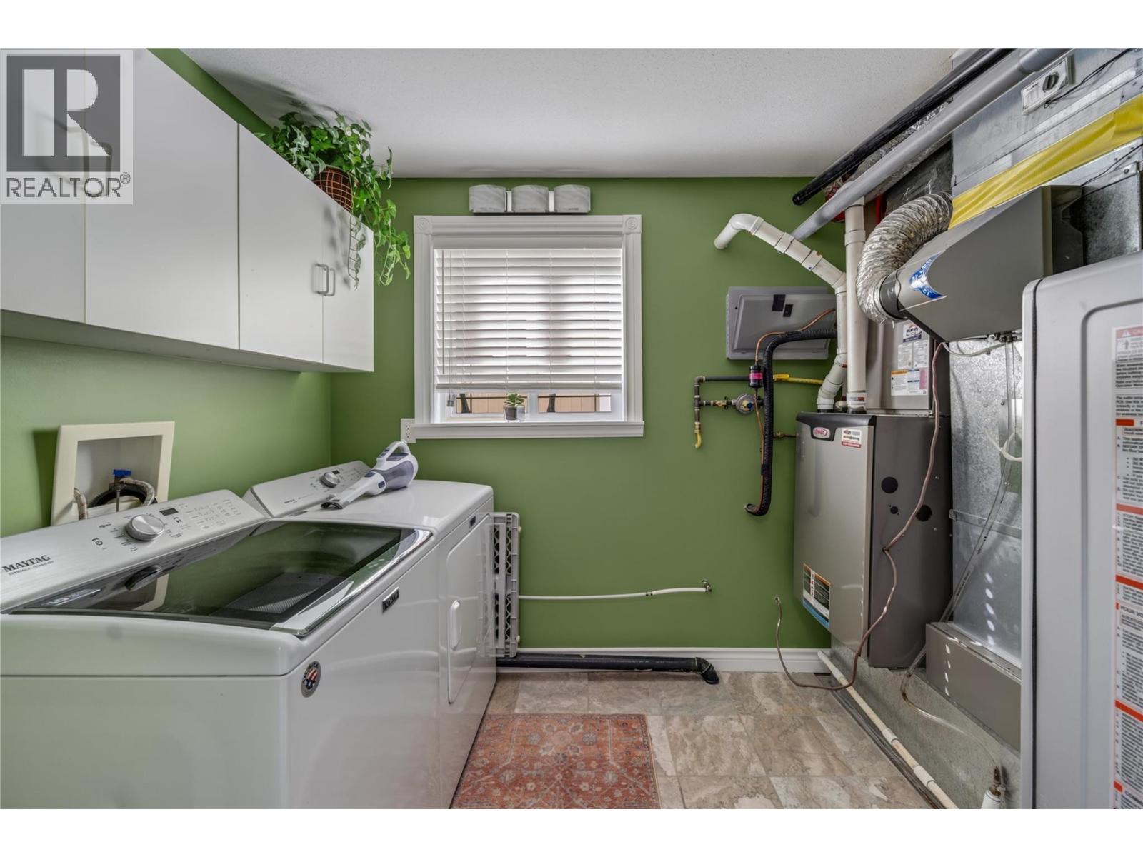 6812 Cabernet Place, Oliver, British Columbia  V0H 1T4 - Photo 26 - 10401162