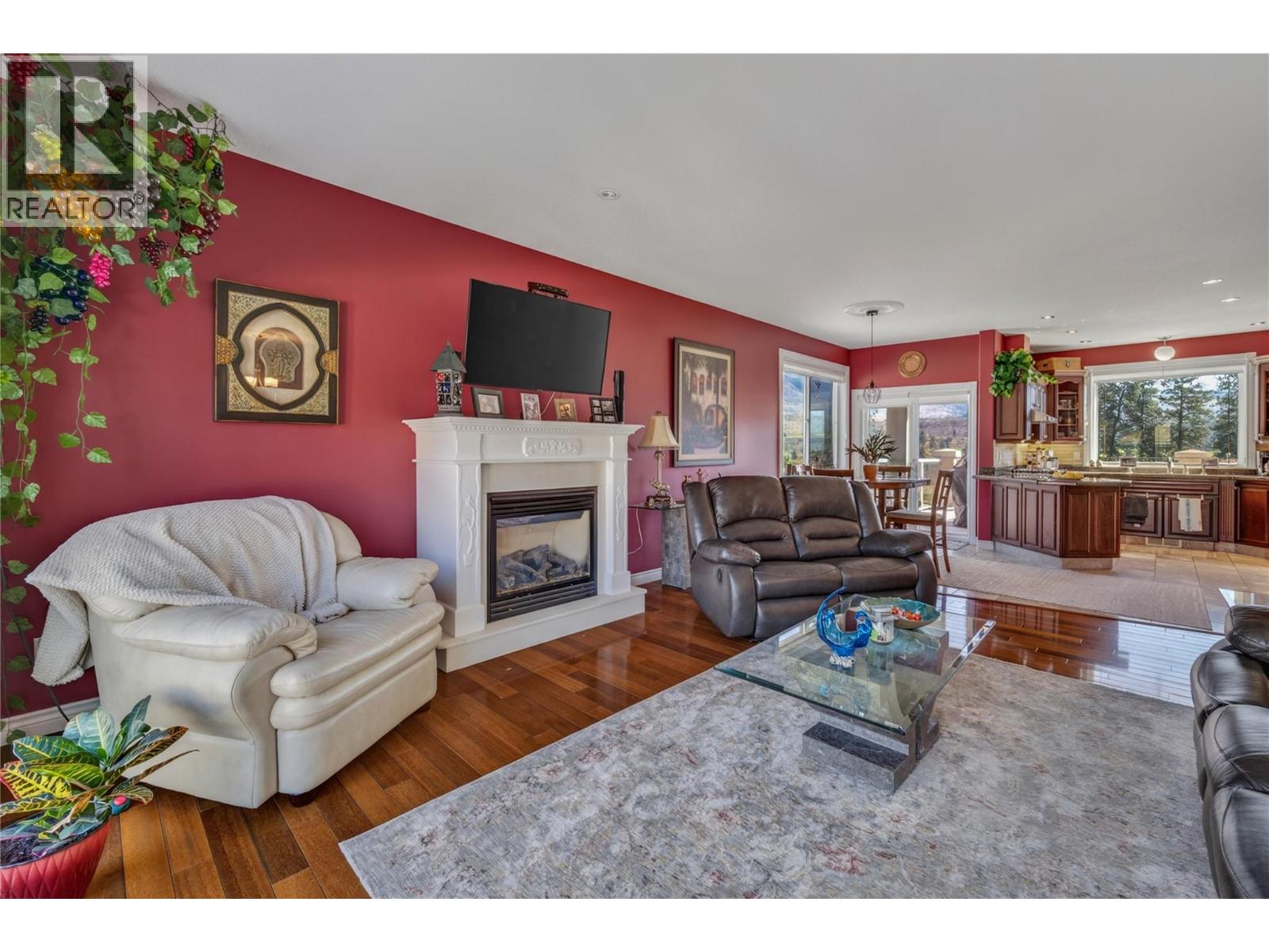 6812 Cabernet Place, Oliver, British Columbia  V0H 1T4 - Photo 9 - 10401162