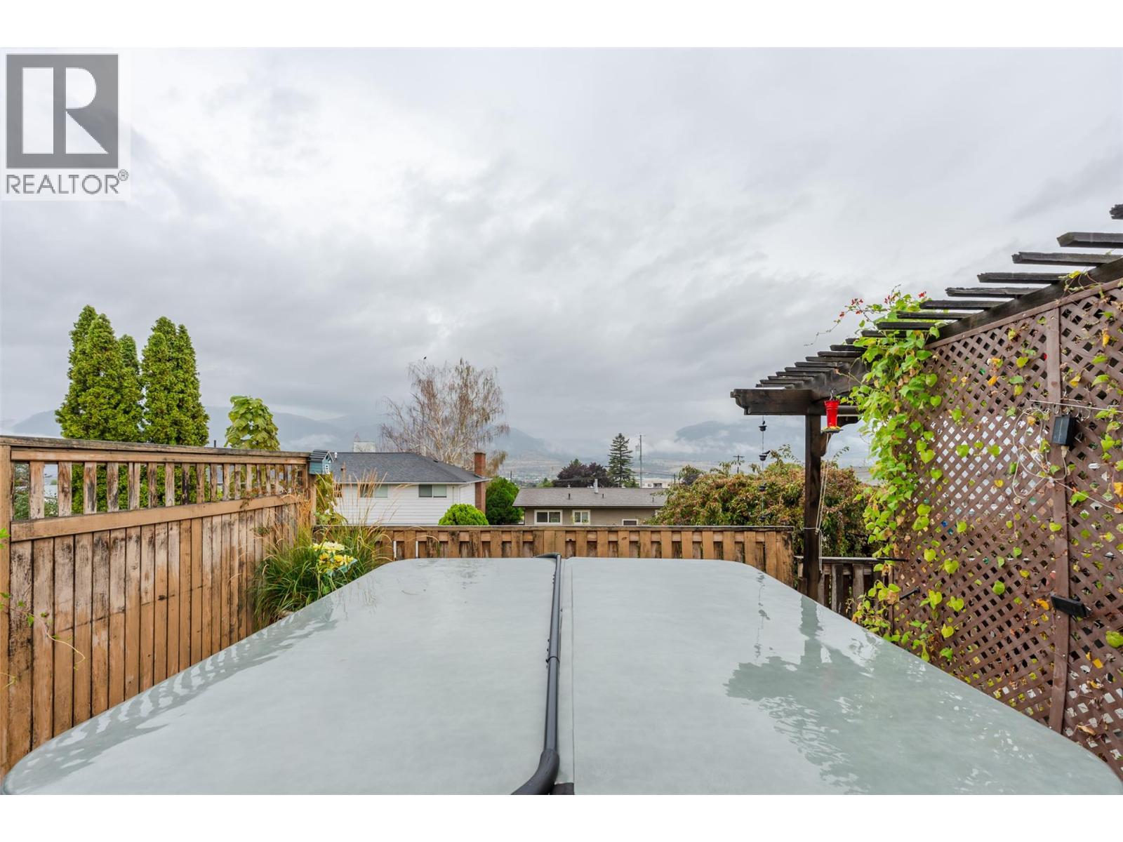 902 Maccleave Avenue, Penticton, British Columbia  V2A 3C5 - Photo 14 - 10401366