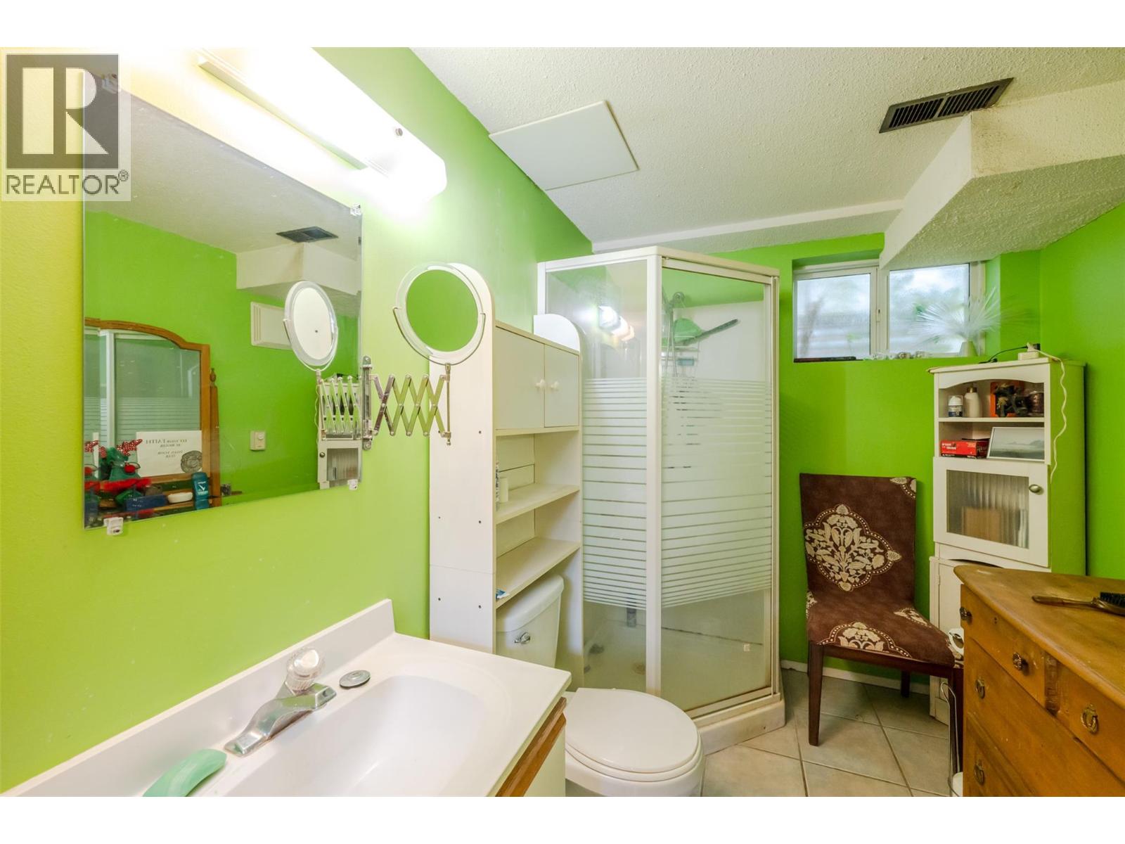 902 Maccleave Avenue, Penticton, British Columbia  V2A 3C5 - Photo 21 - 10401366
