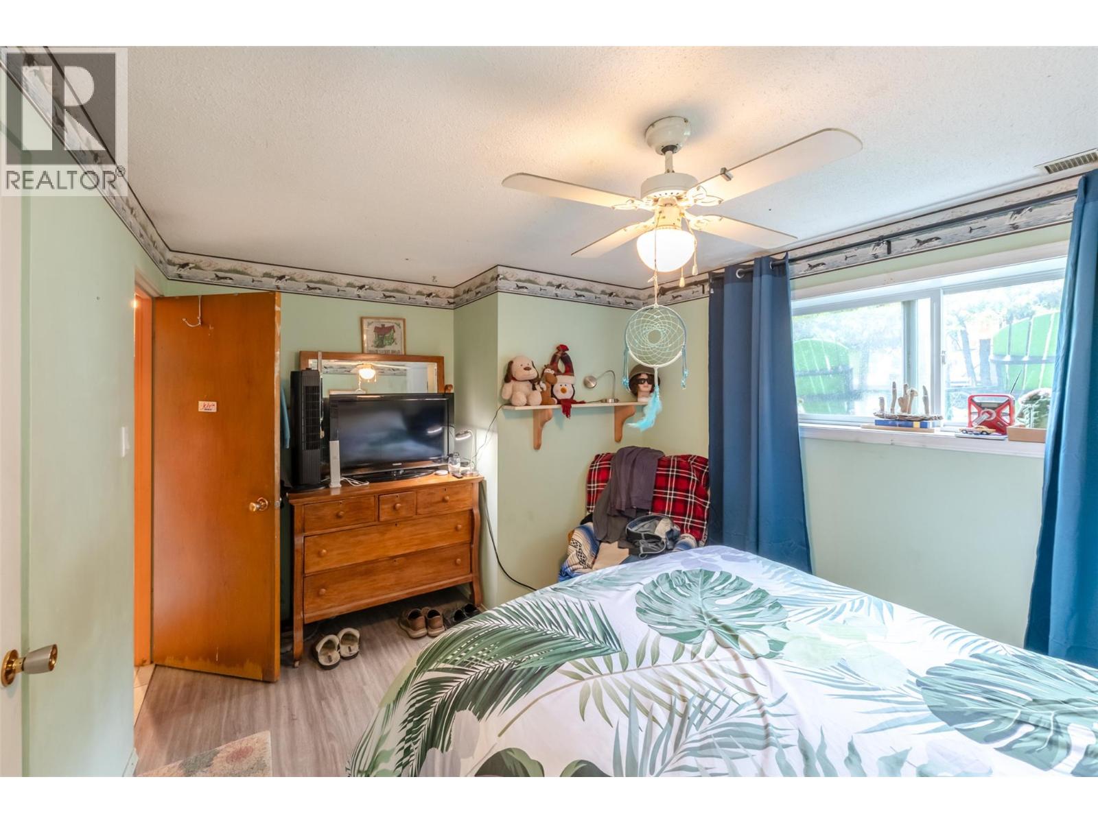 902 Maccleave Avenue, Penticton, British Columbia  V2A 3C5 - Photo 23 - 10401366