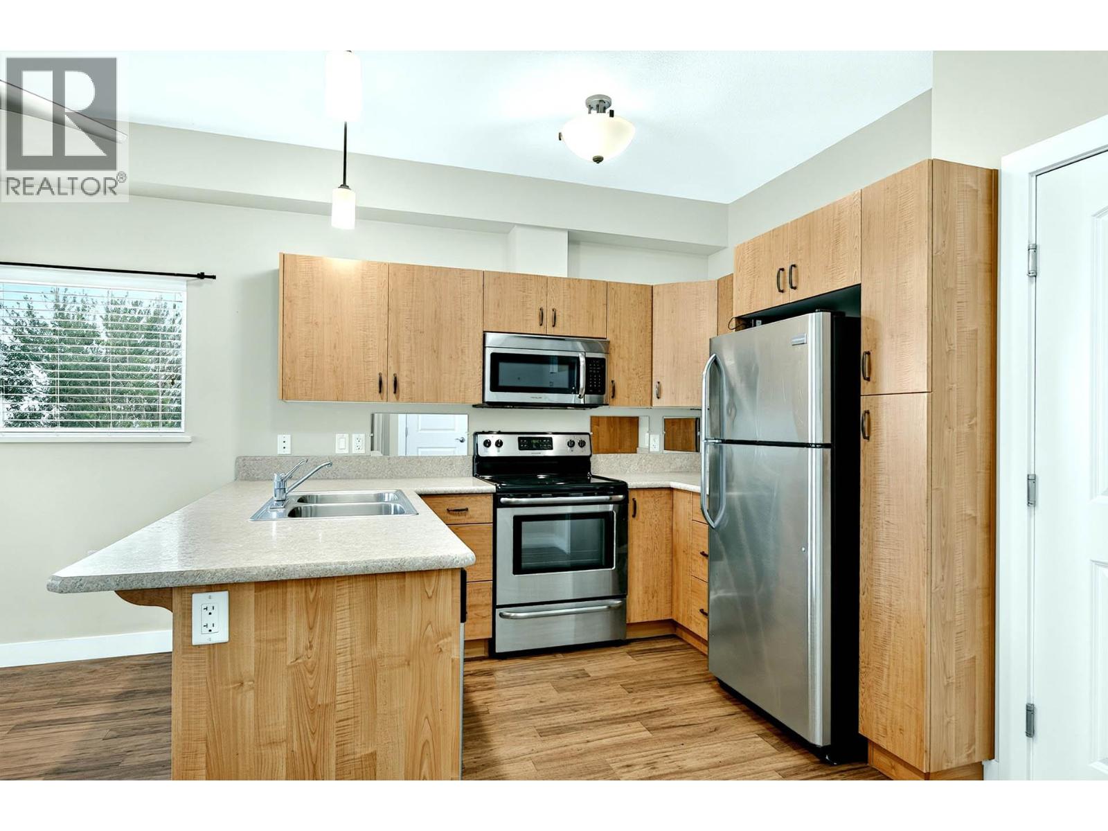 755 Mayfair Street Unit# 423, Kamloops, British Columbia  V2B 5L7 - Photo 2 - 10401321