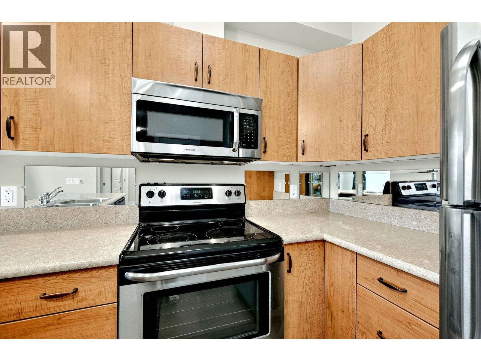 755 Mayfair Street Unit# 423, Kamloops, British Columbia  V2B 5L7 - Photo 5 - 10401321
