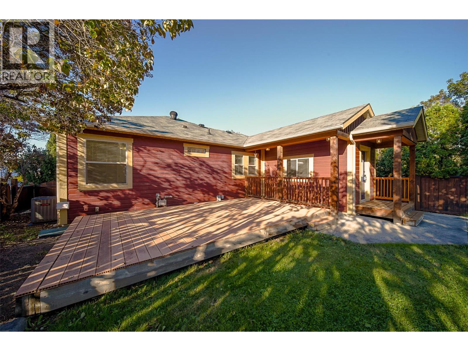 1201 Pleasant Street, Kamloops, British Columbia  V2C 3C2 - Photo 44 - 10400679