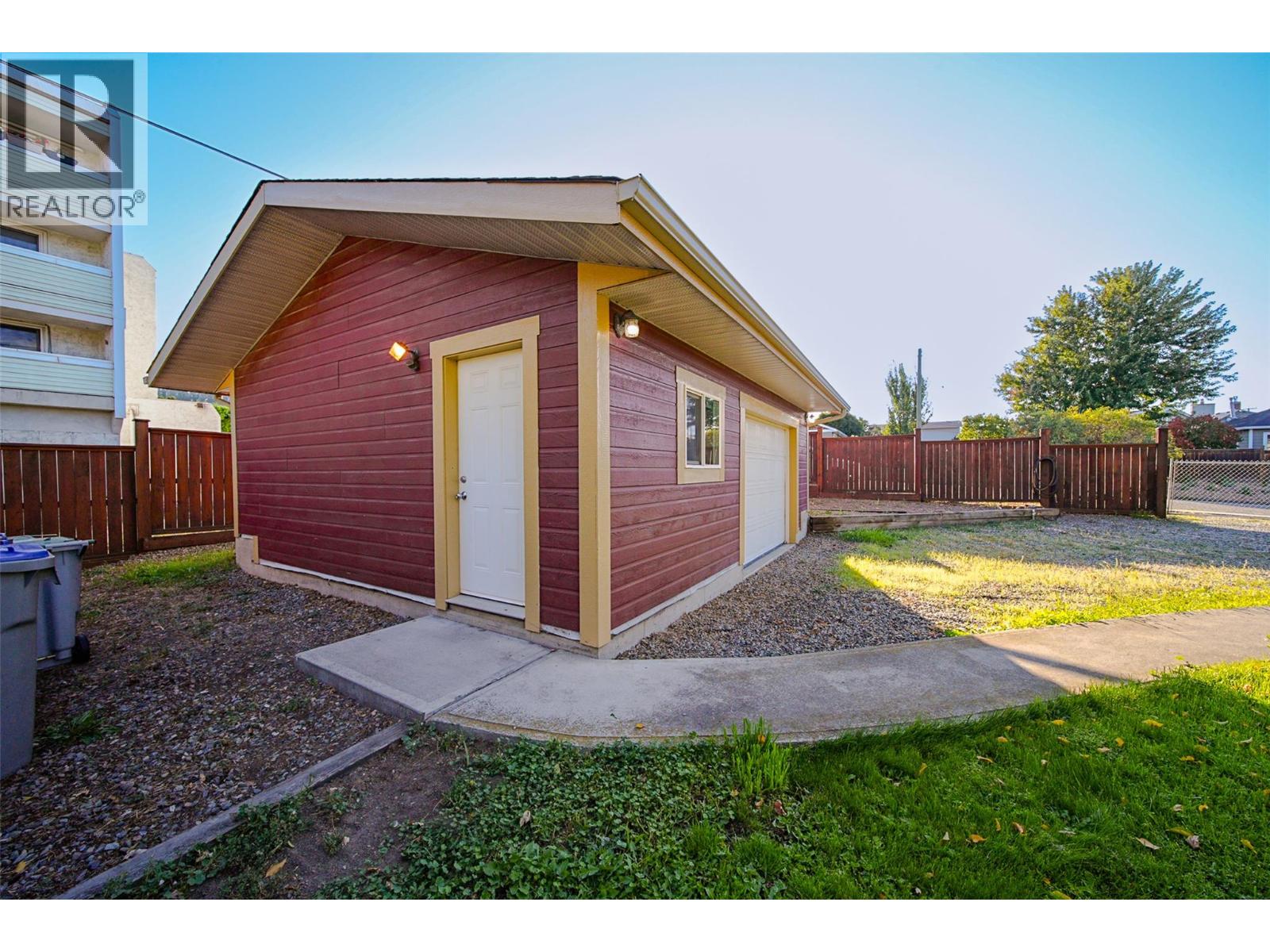 1201 Pleasant Street, Kamloops, British Columbia  V2C 3C2 - Photo 49 - 10400679