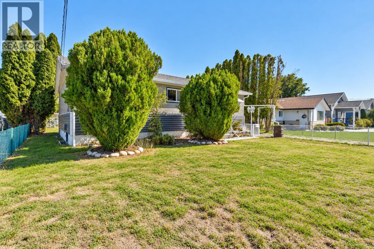 1826 Fairford Drive, Penticton, British Columbia  V2A 6C8 - Photo 43 - 10401434