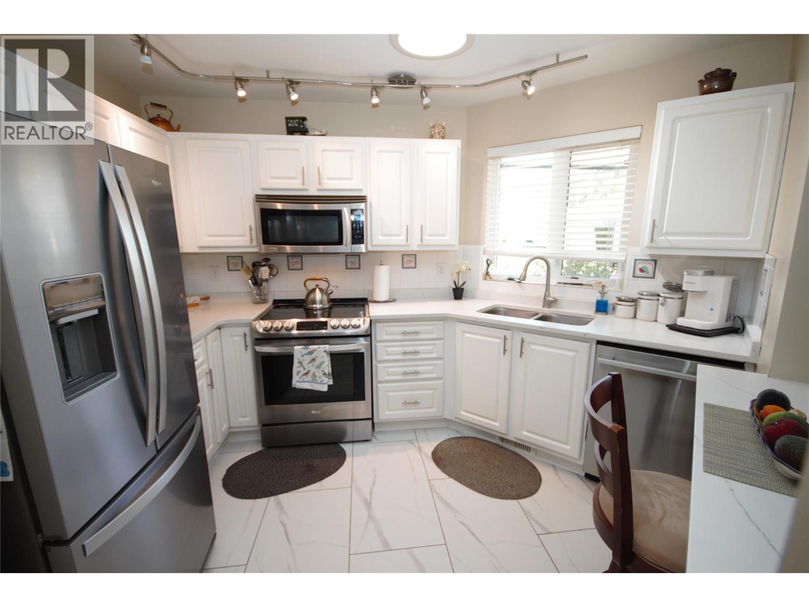 6446 Meadows Drive Unit# 14, Oliver, British Columbia  V0H 1T3 - Photo 6 - 10401349