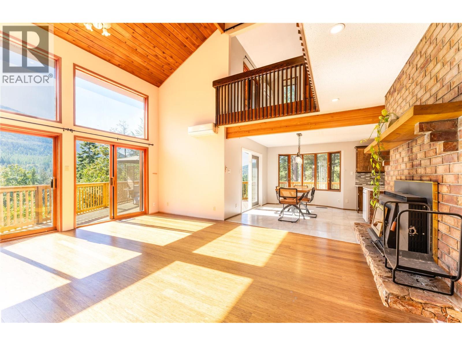 4681 Goat River  N Road, Arrow Creek, British Columbia  V0B 1G9 - Photo 4 - 10401338