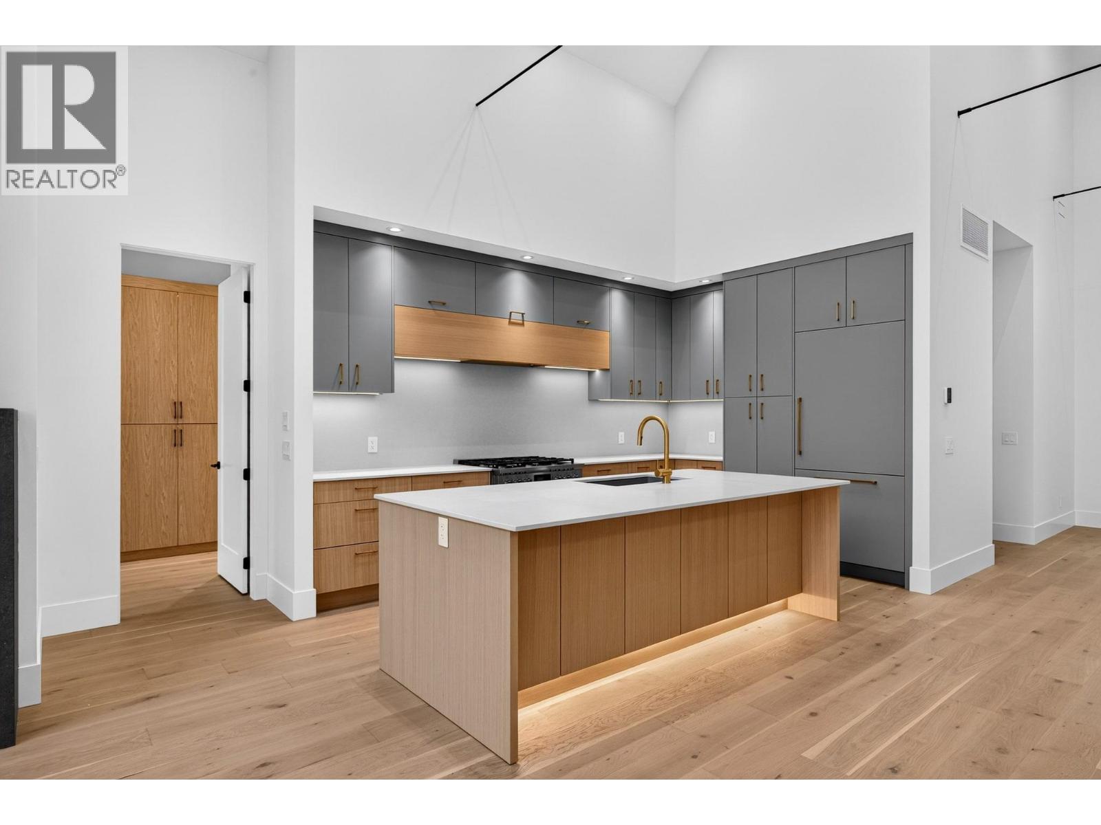 3707 Mckinley Beach Drive, Kelowna, British Columbia  V1V 3G2 - Photo 19 - 10401467