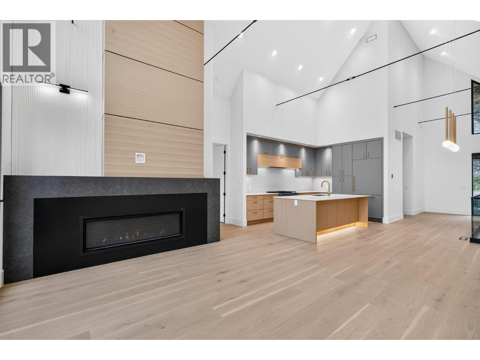 3707 Mckinley Beach Drive, Kelowna, British Columbia  V1V 3G2 - Photo 26 - 10401467