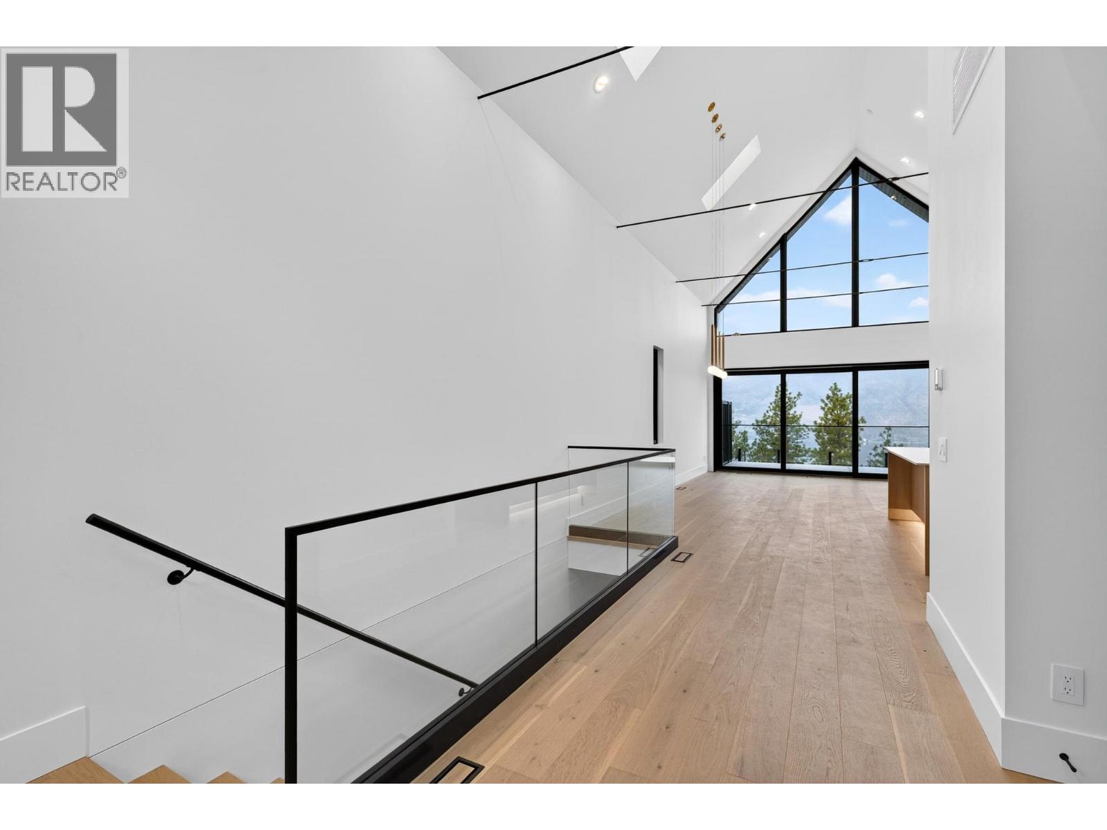 3707 Mckinley Beach Drive, Kelowna, British Columbia  V1V 3G2 - Photo 28 - 10401467