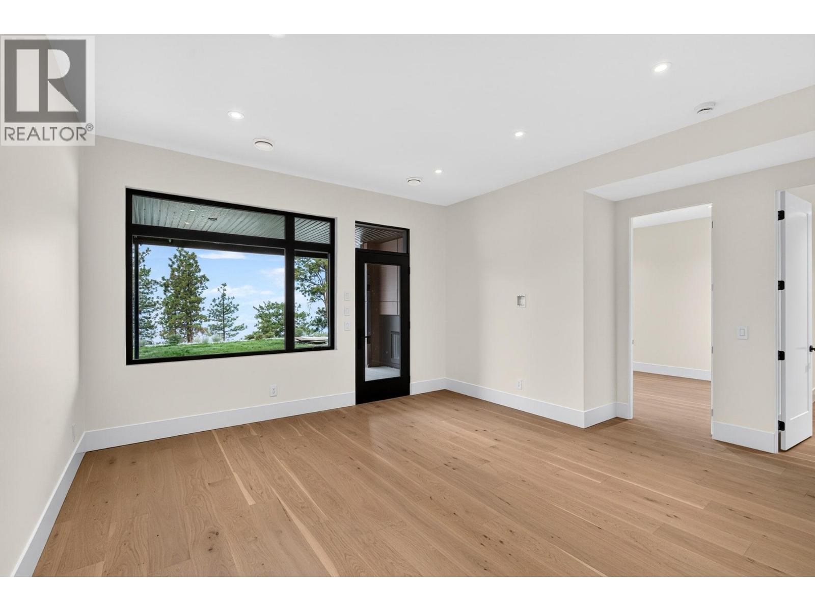3707 Mckinley Beach Drive, Kelowna, British Columbia  V1V 3G2 - Photo 32 - 10401467