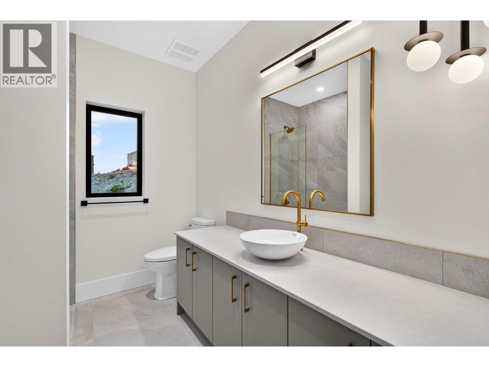 3707 Mckinley Beach Drive, Kelowna, British Columbia  V1V 3G2 - Photo 33 - 10401467