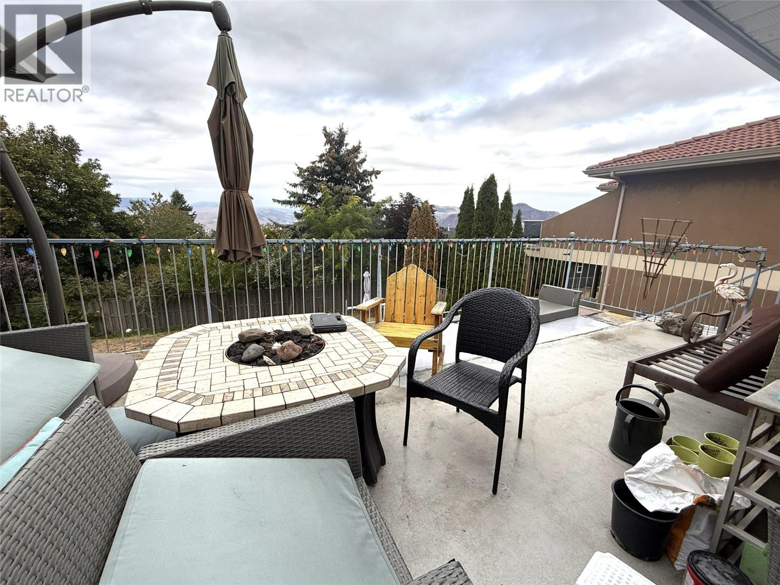 2019 Steeple Court, Kamloops, British Columbia  V2E 2M2 - Photo 7 - 10399548