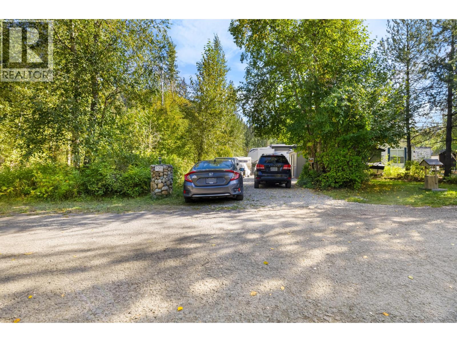 8440 3 & 95 Highway Lot# 135, Yahk, British Columbia  V0B 2P0 - Photo 23 - 10398072