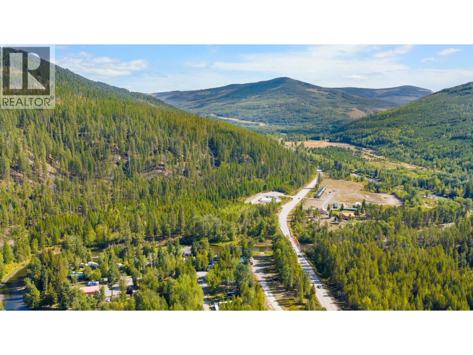 8440 3 & 95 Highway Lot# 135, Yahk, British Columbia  V0B 2P0 - Photo 27 - 10398072