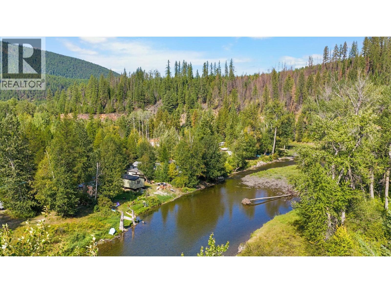 8440 3 & 95 Highway Lot# 135, Yahk, British Columbia  V0B 2P0 - Photo 31 - 10398072