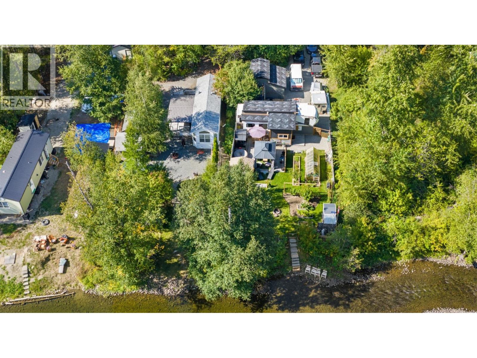 8440 3 & 95 Highway Lot# 135, Yahk, British Columbia  V0B 2P0 - Photo 34 - 10398072