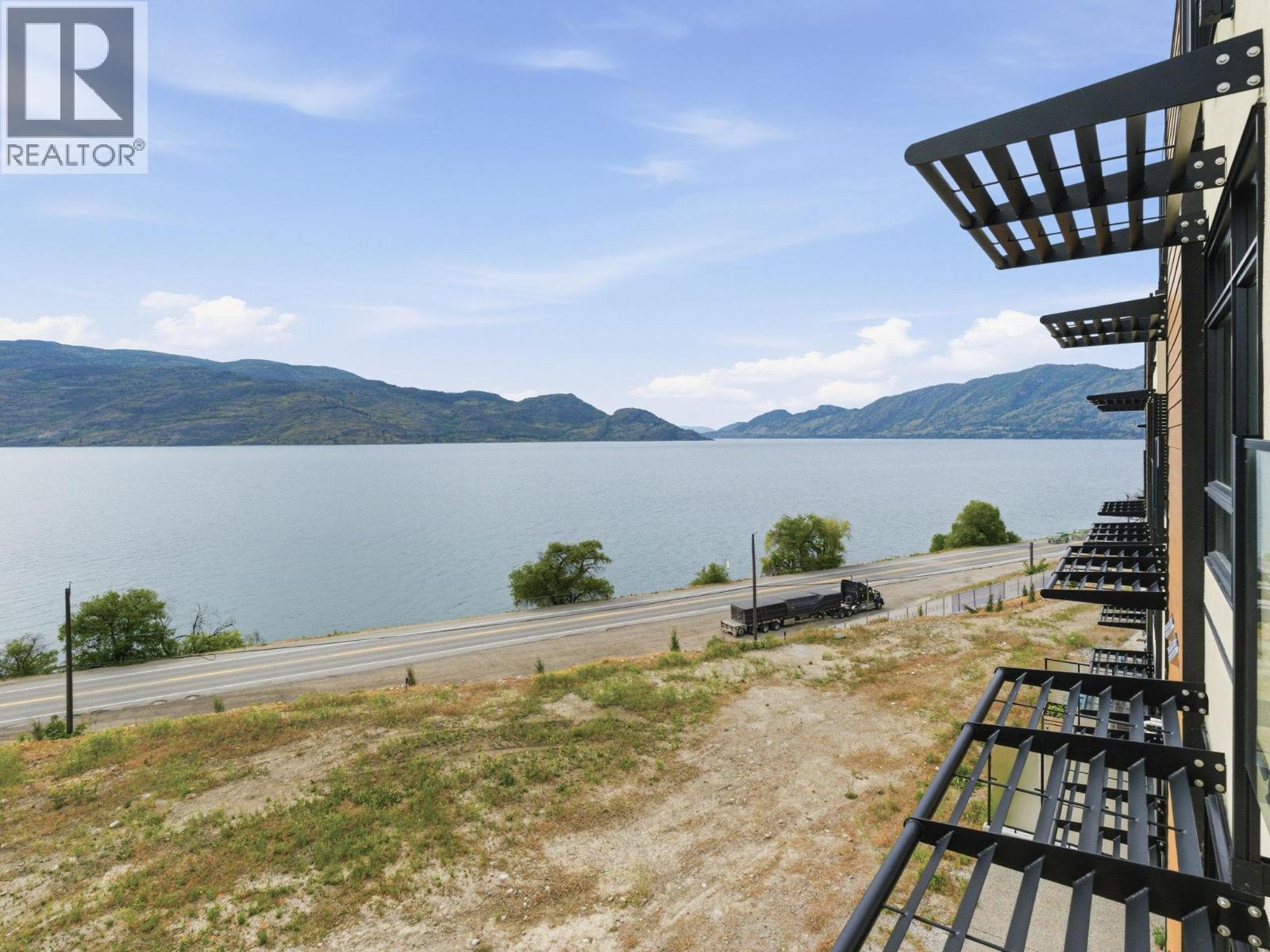 5975 Princess Street, Peachland, British Columbia  V0H 1X7 - Photo 14 - 10401480