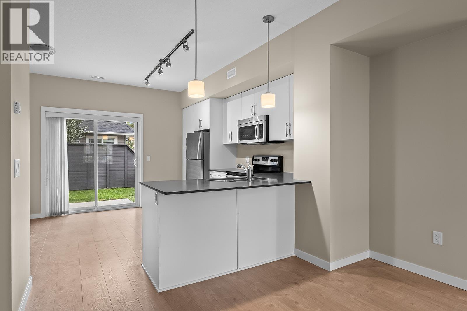 680 Old Meadows Road Unit# 17, Kelowna, British Columbia  V1W 5L4 - Photo 6 - 10401457
