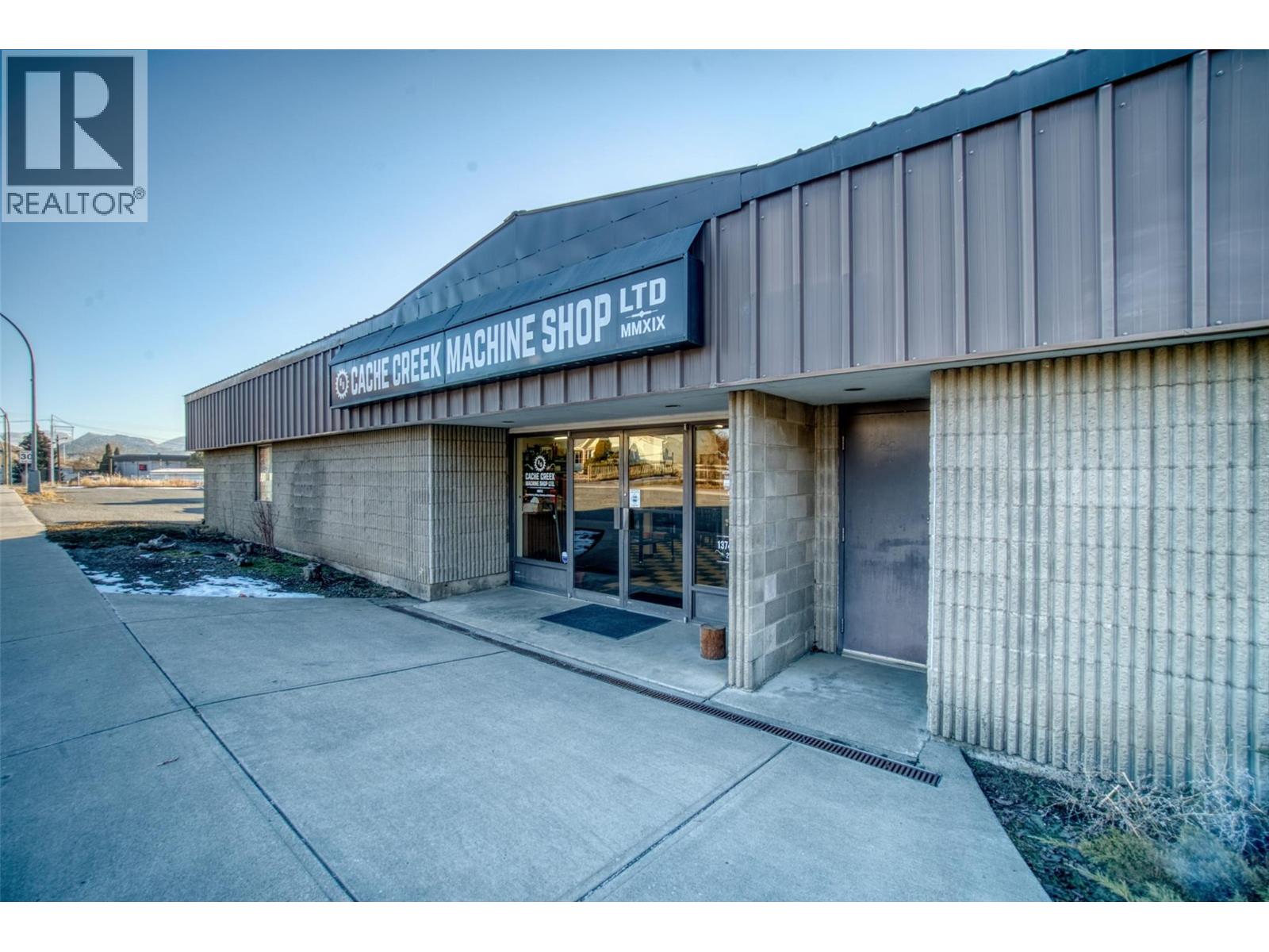 1374 Quartz Road, Cache Creek, British Columbia  V0K 1H0 - Photo 1 - 10400892