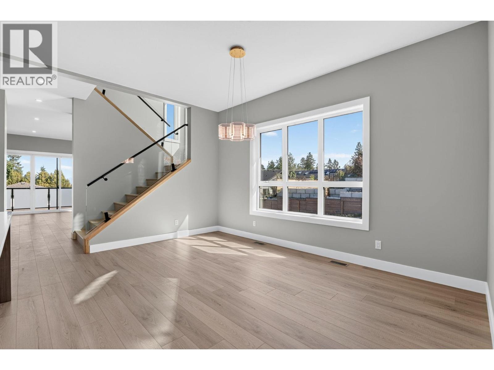 757 Barnaby Road Unit# 3, Kelowna, British Columbia  V1W 4N9 - Photo 5 - 10401505