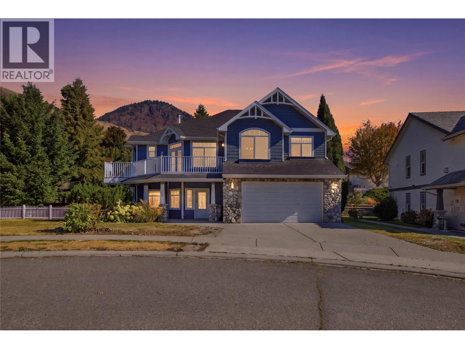 317 Mariposa Court, Kamloops, British Columbia  V2H 1R3 - Photo 1 - 10401397