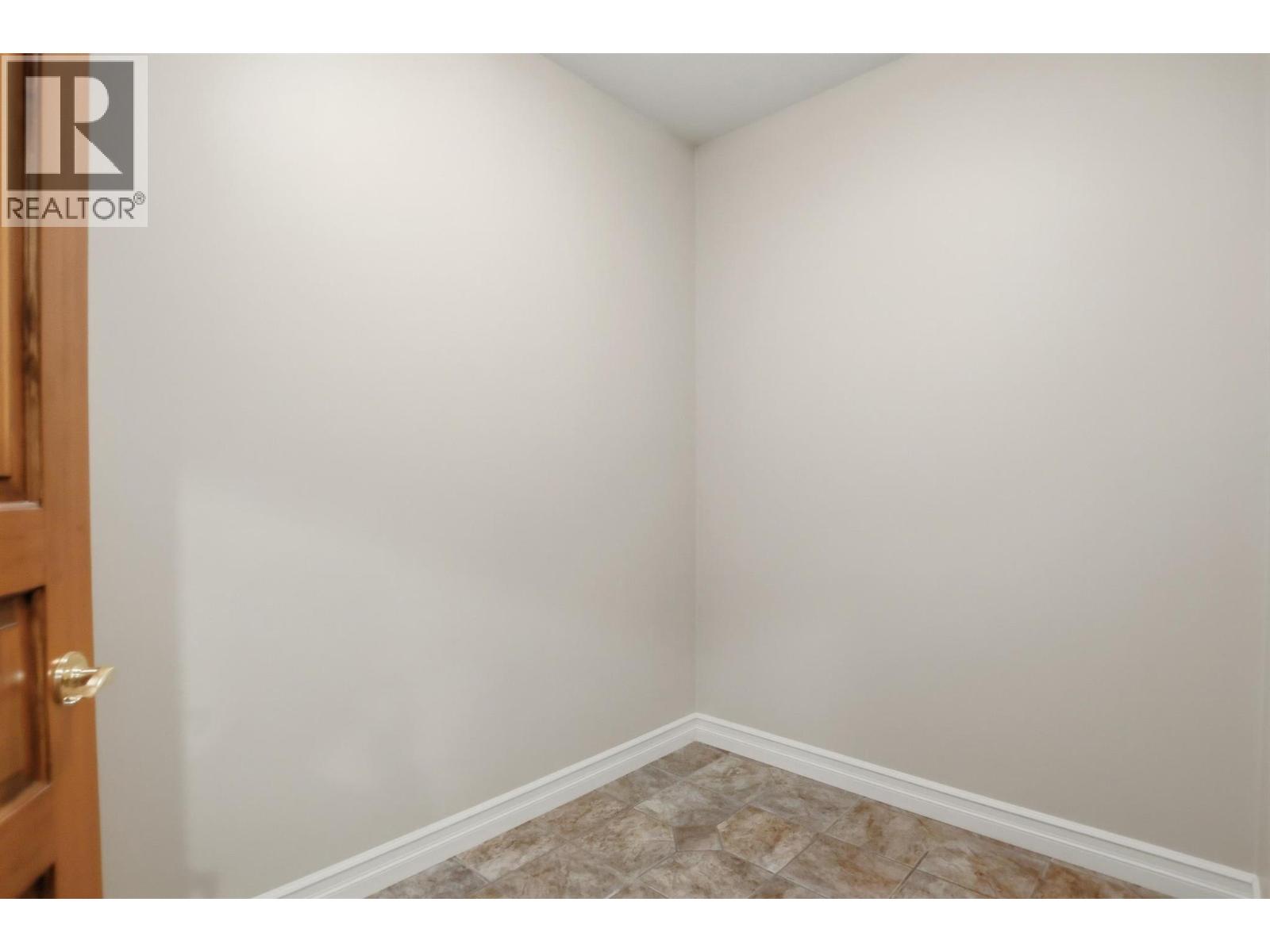 317 Mariposa Court, Kamloops, British Columbia  V2H 1R3 - Photo 37 - 10401397