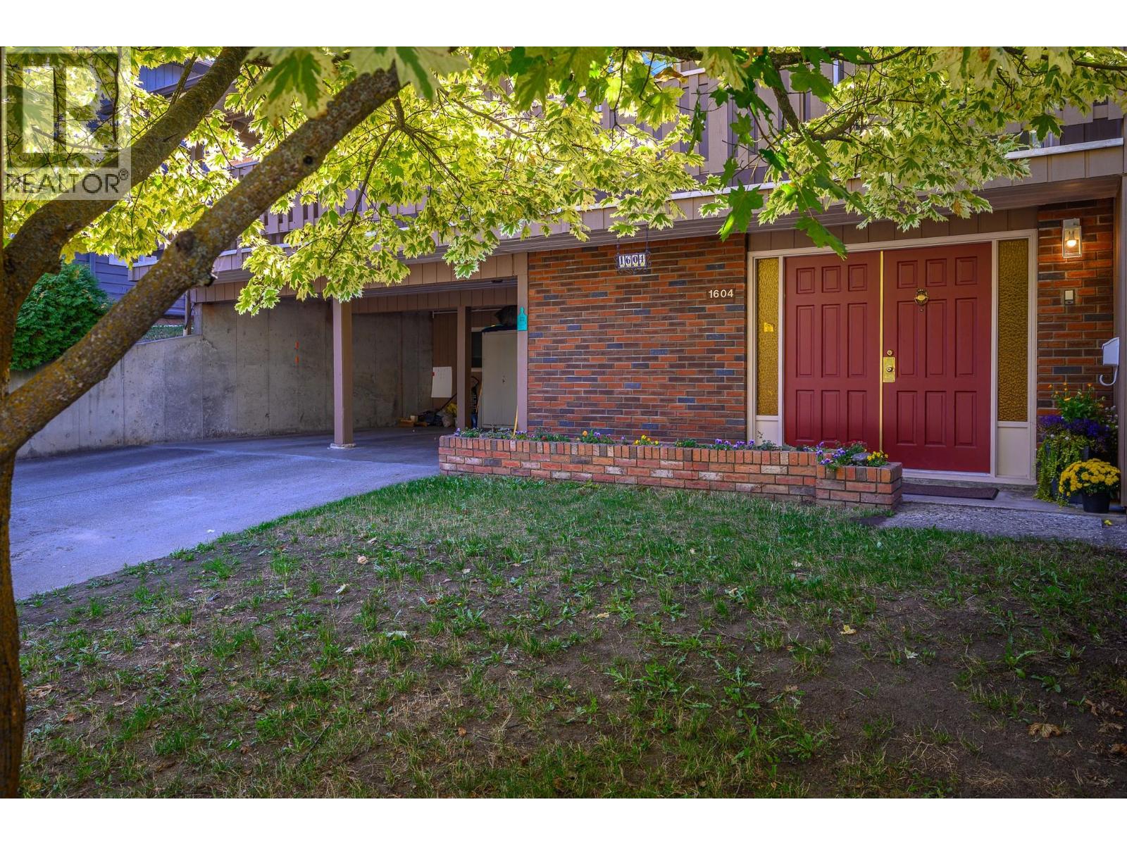 1604 39a Avenue, Vernon, British Columbia  V1T 5C6 - Photo 13 - 10401283