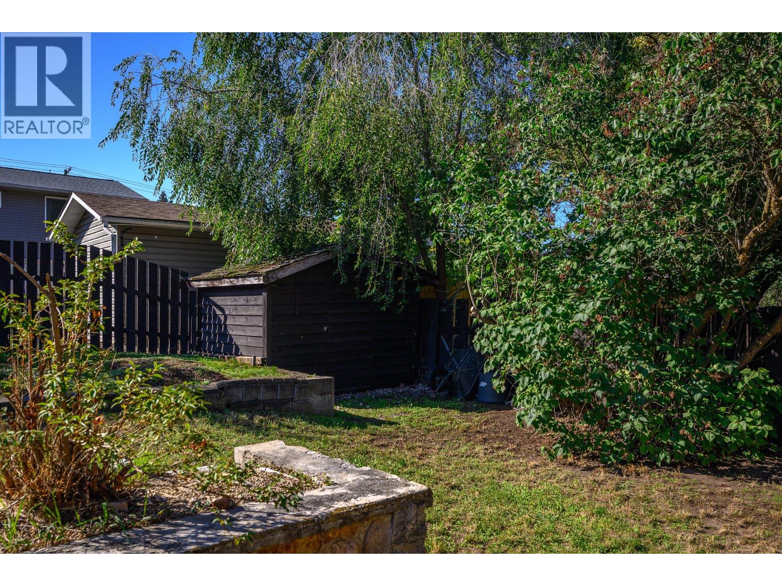 1604 39a Avenue, Vernon, British Columbia  V1T 5C6 - Photo 41 - 10401283