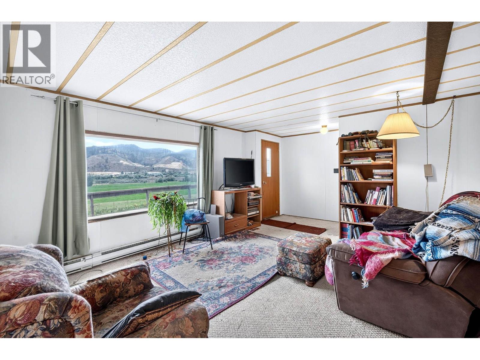 3059 Shuswap E Road, Kamloops, British Columbia  V2C 2J3 - Photo 35 - 10400922