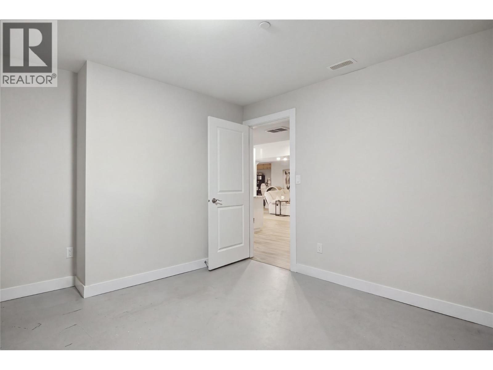 335 Cougar Road, Kamloops, British Columbia  V2C 6V1 - Photo 41 - 10401280