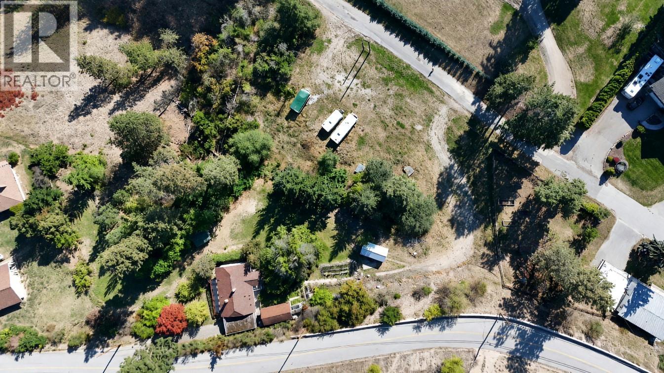 15610 Fosbery Road, Summerland, British Columbia  V0H 1Z6 - Photo 2 - 10401081
