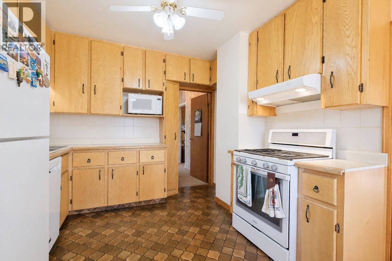 15610 Fosbery Road, Summerland, British Columbia  V0H 1Z6 - Photo 22 - 10401081