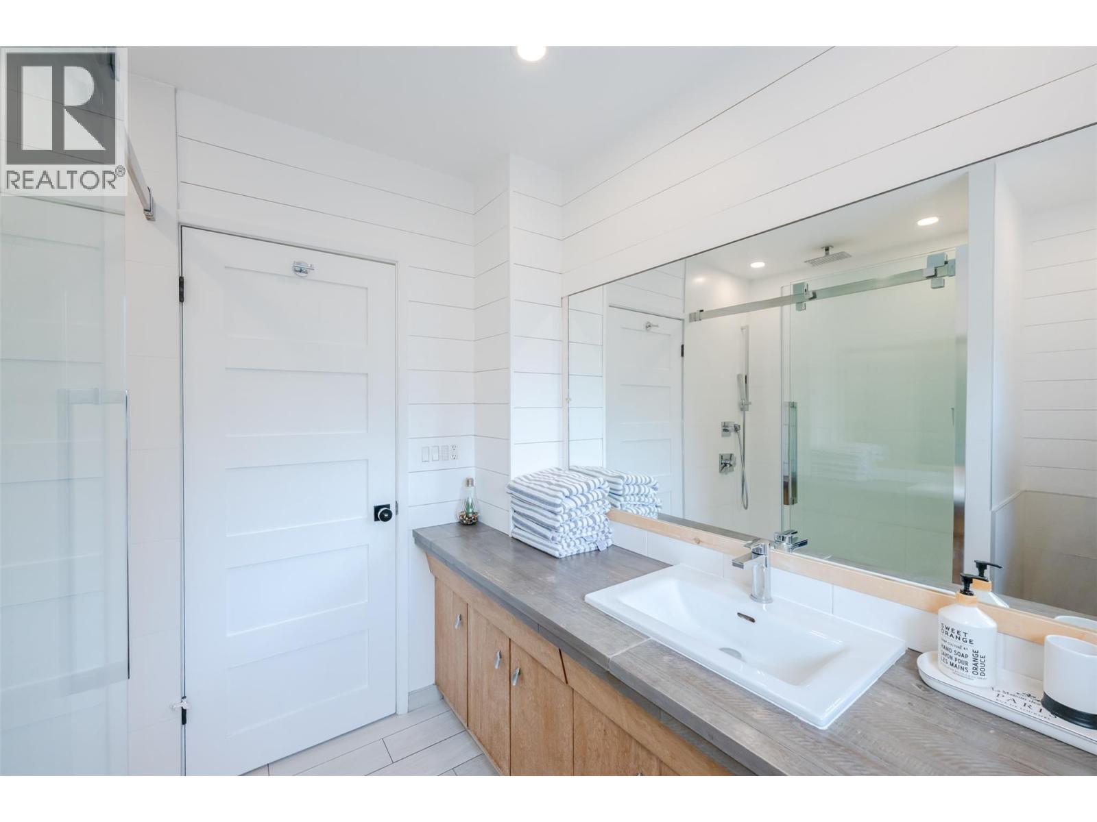 637 Alexander Avenue, Penticton, British Columbia  V2A 1E6 - Photo 41 - 10401430